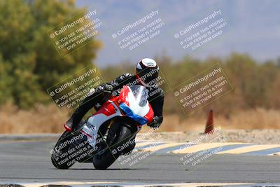 media/May-15-2022-SoCal Trackdays (Sun) [[33a09aef31]]/Turn 7 (1145am)/